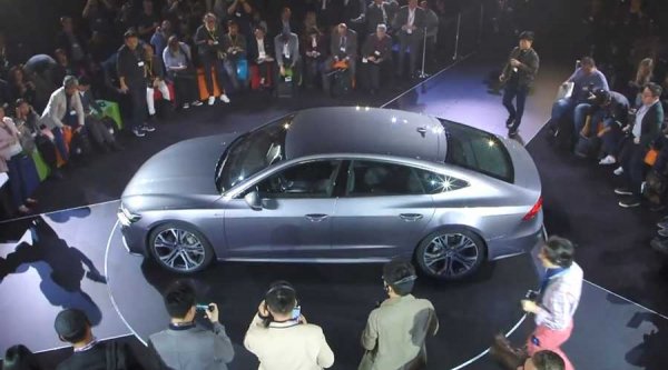 Audi a7 второго поколения: спортивная динамика и комфорт в одном автомобиле