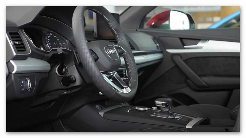 Audi Q5 на российском рынке: обзор, комплектации и цены, плюсы и минусы