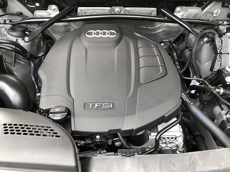 Audi Q5 на российском рынке: обзор, комплектации и цены, плюсы и минусы
