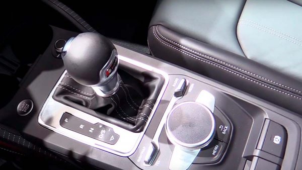 Audi SQ2 2019 - новый заряженный кроссовер от именитого бренда