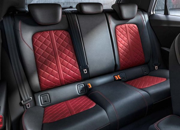 Audi SQ2 2019 - новый заряженный кроссовер от именитого бренда