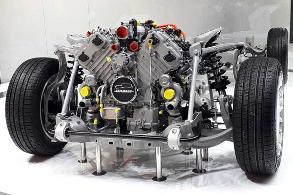 Аурус Сенат седан – премиальный автомобиль российского производства