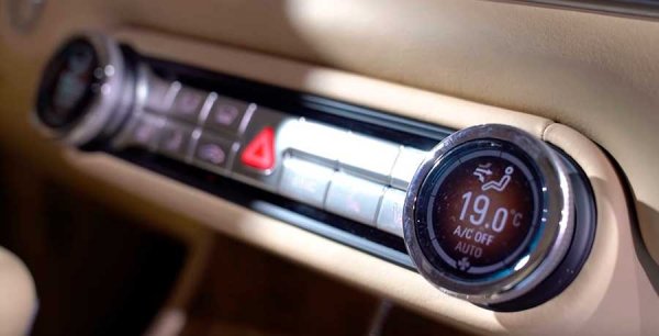 Аурус Сенат седан – премиальный автомобиль российского производства