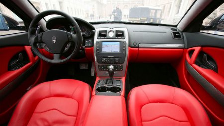 Автомобиль для новых побед Maserati Quattroporte S