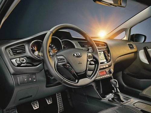 Автомобиль КИА СИД 2