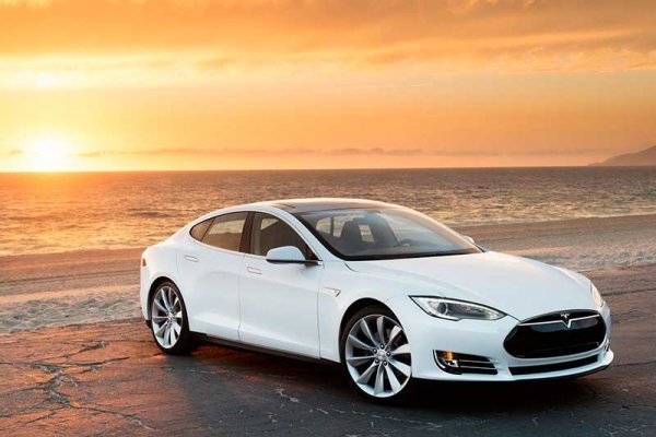 Автомобили Tesla — новая эпоха в автомобилестроении
