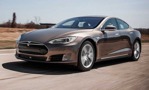 Автомобили Tesla — новая эпоха в автомобилестроении