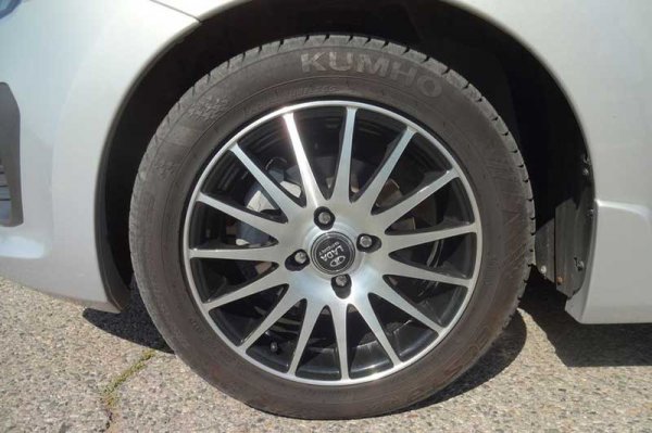 АвтоВАЗ выводит на рынок спортивные Калины и Гранты