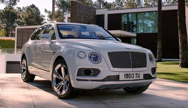 Bentley представил первый в мире люксовый гибрид