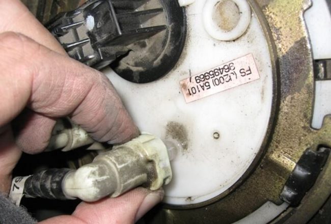 Топливный насос Chevrolet Lacetti