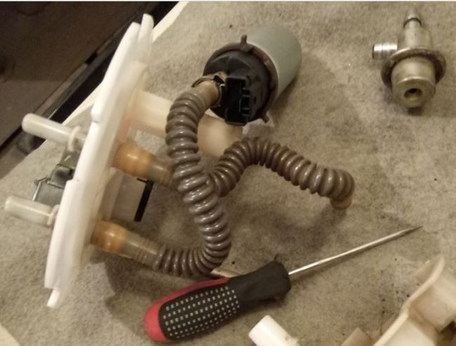 Топливный насос Chevrolet Lacetti