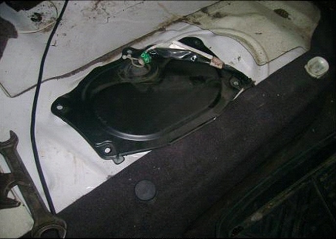 Бензонасос на Camry 40