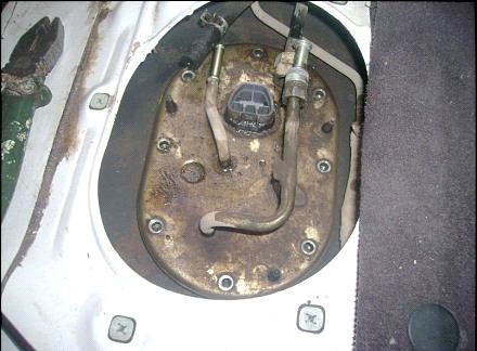 Бензонасос на Camry 40