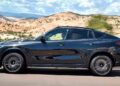 BMW представила обновленные кроссоверы X5M и X6M