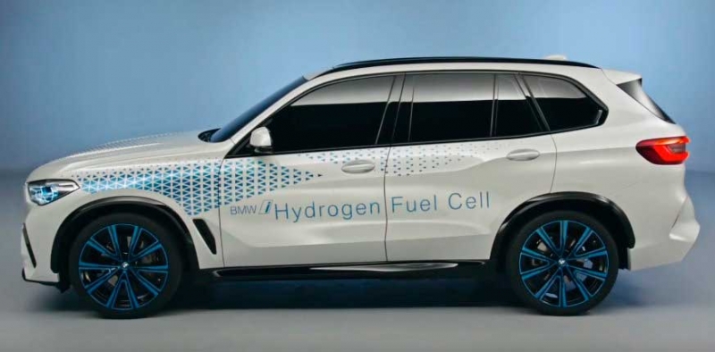 BMW представила автомобиль, работающий на водороде
