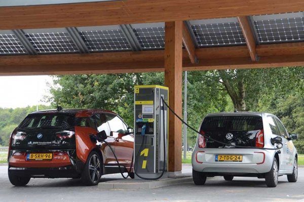 BMW, VW, Daimler и Ford надеются победить Tesla