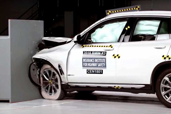 BMW X3 2019 - новый компактный кроссовер премиум-класса