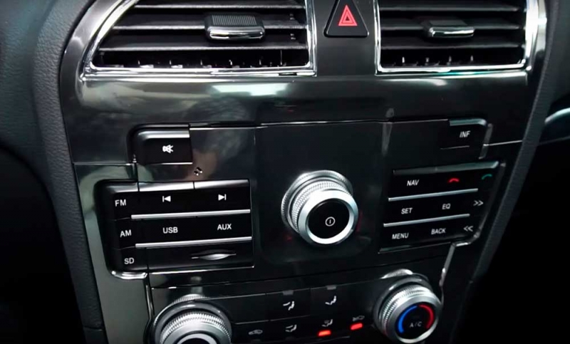 Brilliance V5 – китайский стильный кроссовер с заманчивой ценой