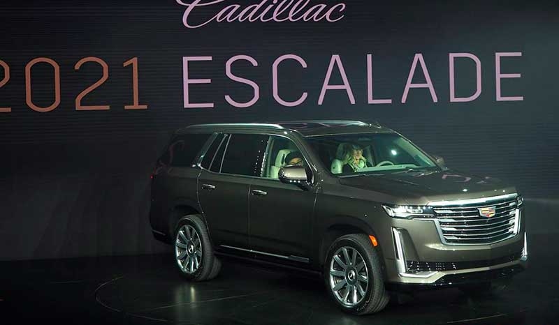 Cadillac Escalade 2021 - новая версия премиального американского внедорожника