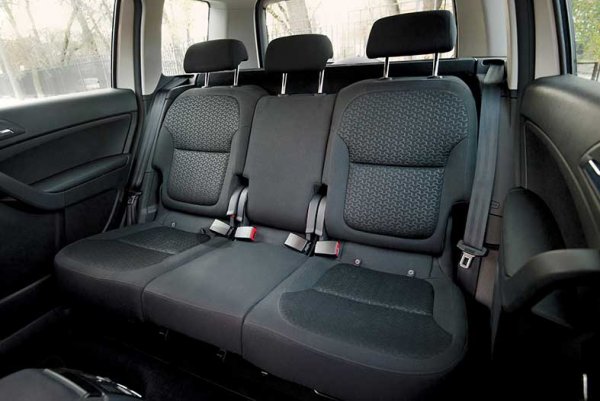 Чешский кроссовер Skoda Yeti - русская версия
