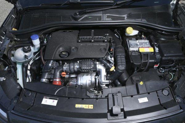 Citroen C4 Cactus – экономный кроссовер для городских условий