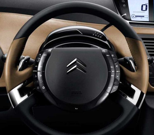 Citroen Grand C4 PICASSO: особенности того, что говорят владельцы
