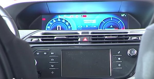 Citroen представил обновленные модификации C4 Picasso