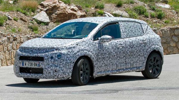 Citroen тестирует обновлённый хэтчбек C3