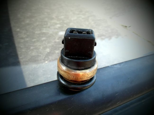 Датчик температуры Volkswagen Passat B3