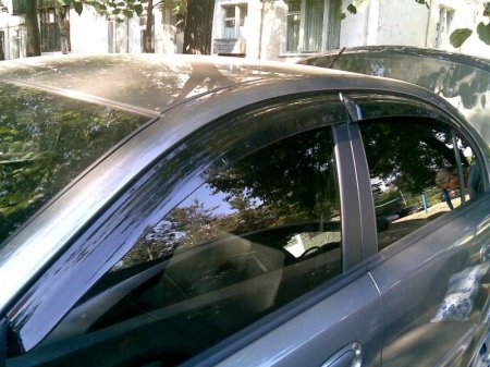 Дефлекторы боковых стекол или как правильно устанавливать ветровики