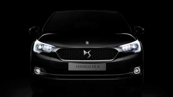 DS рассекретила российские цены на седан DS 4