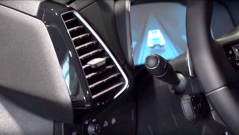 DS7 Crossback - первый роскошный кроссовер французского происхождения