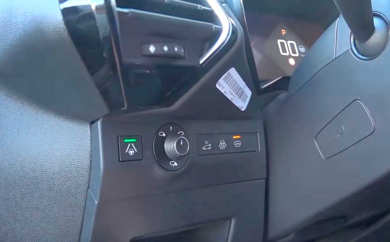 DS7 Crossback - первый роскошный кроссовер французского происхождения