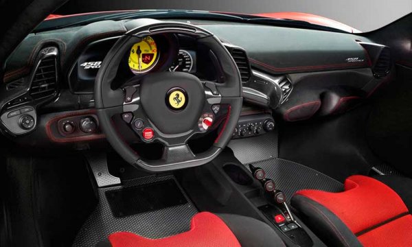 Итальянский суперкар Ferrari 458 Italia за 272000 долларов