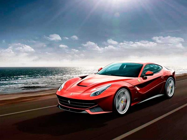 Ferrari F12 Berlinetta, агрессивный темперамент и неукротимая мощь