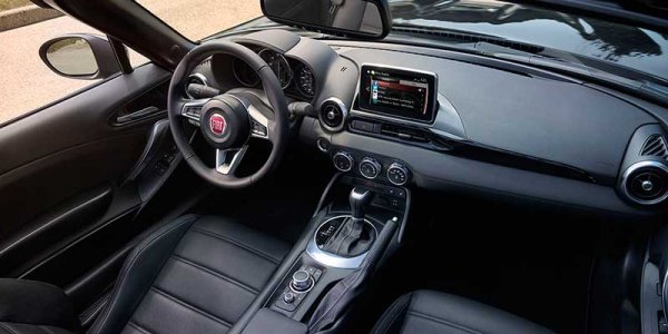 Fiat раскрыл цены на родстер 124 Spider