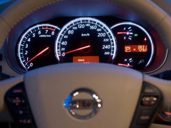 Флагманский седан Nissan Teana J32: все плюсы и минусы