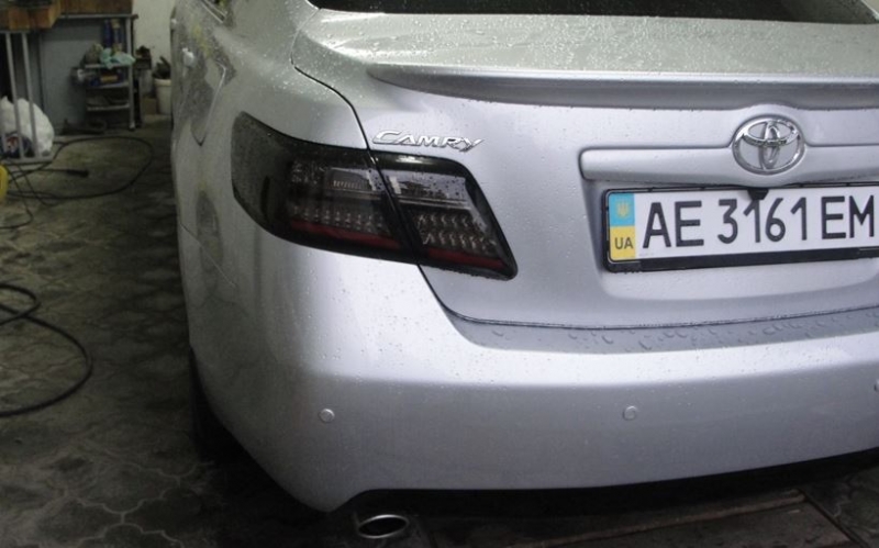 Фонарь на Camry 40