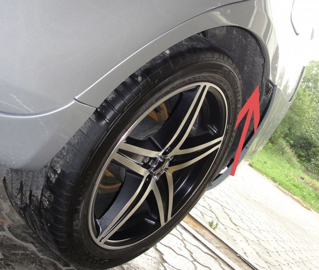 Фонарь на Camry 40