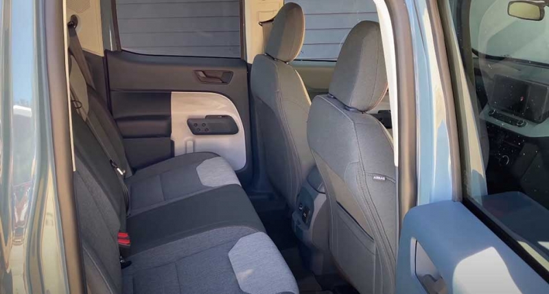 Ford Maverick 2022: пикап в маленьком городке с большими вместимостью