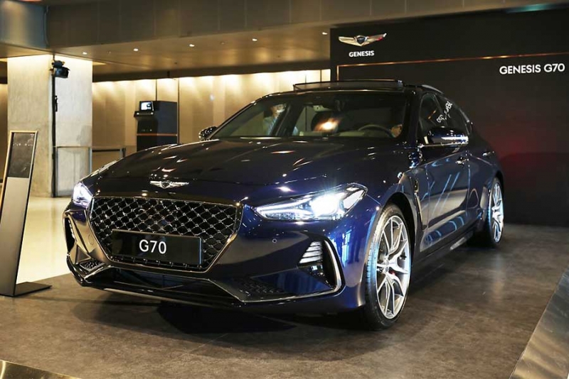 Genesis G70 - полноприводный седан премиум-класса для российского рынка