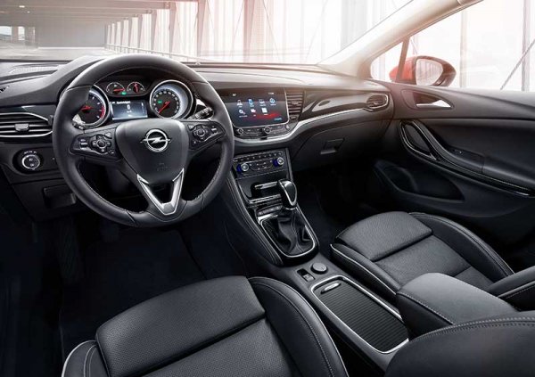 Хэтчбек Opel Astra K – лучший европейский автомобиль 2016 года