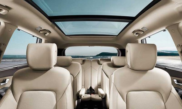 Hyundai Grand Santa Fe - рестайлинг третьего поколения на российском рынке