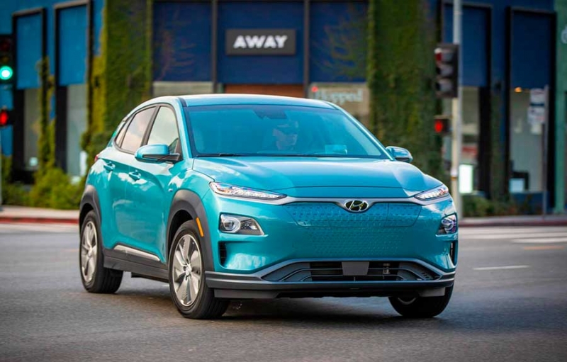 Hyundai Kona - компактный городской кроссовер с революционным дизайном