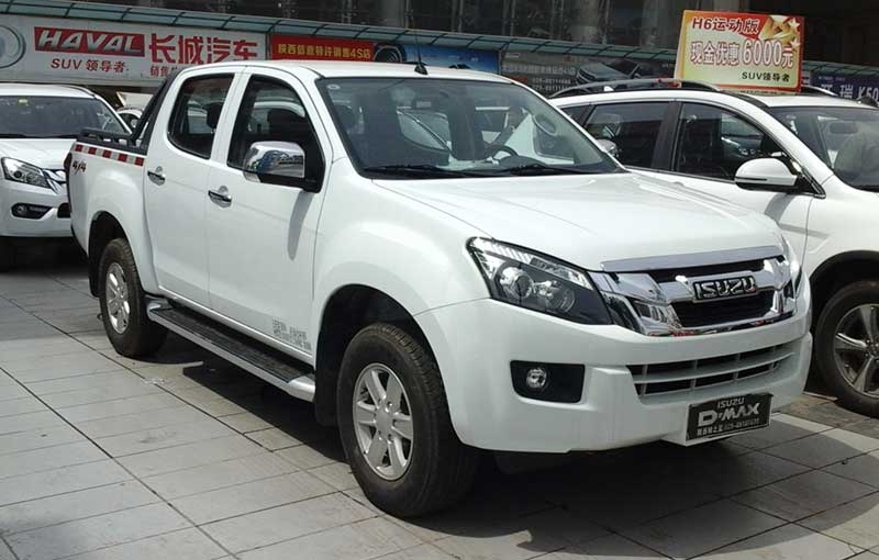 Isuzu D-Max 2021 - небольшой грузовик по отличной цене