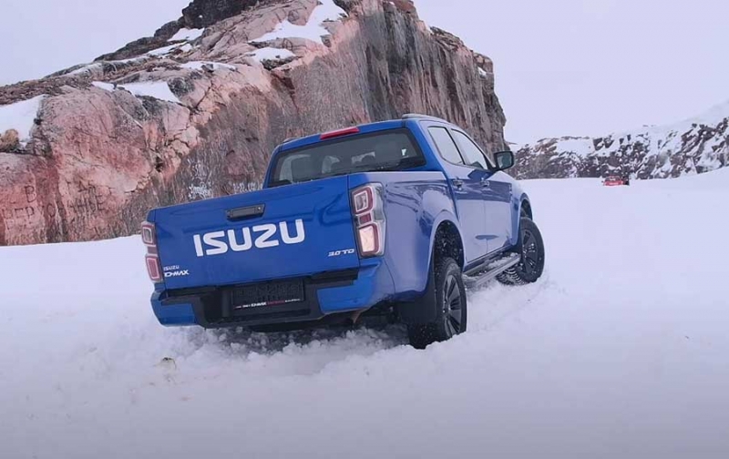 Isuzu D-Max 2021 - небольшой грузовик по отличной цене