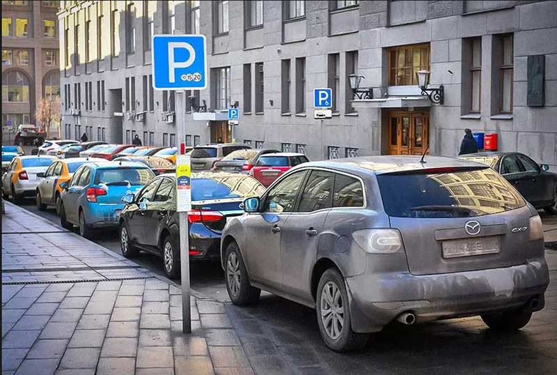 Из-за отсутствия парковок в Москве могли начать «ремонт гаража»