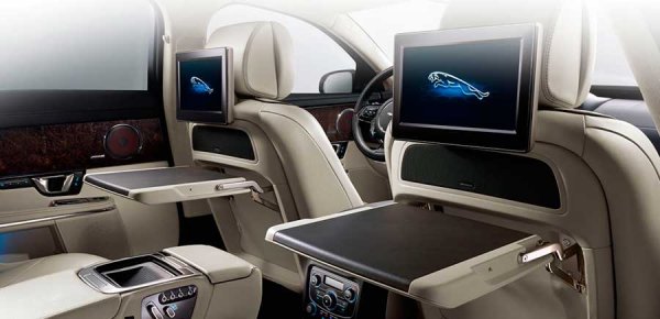 Jaguar XJ - породистый хищник британского происхождения