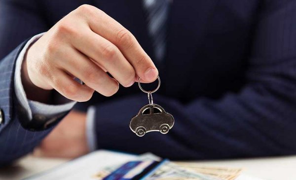 Как и кому продать сломанную машину после аварии?