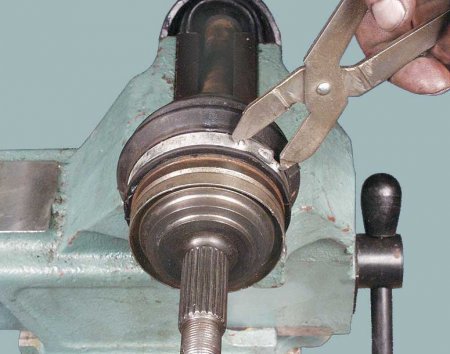 Как заменить пыльник внешнего ШРУСа на автомобилях ВАЗ